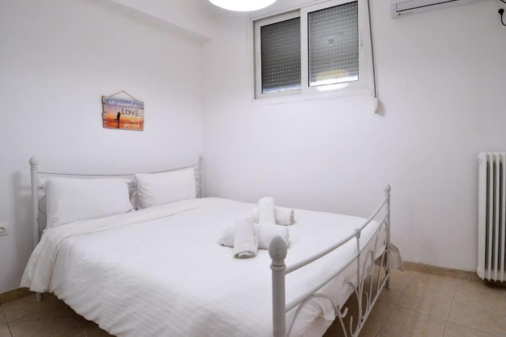 Minimal Apartment At The Foot Of The Odeon Of ... Athén Kültér fotó